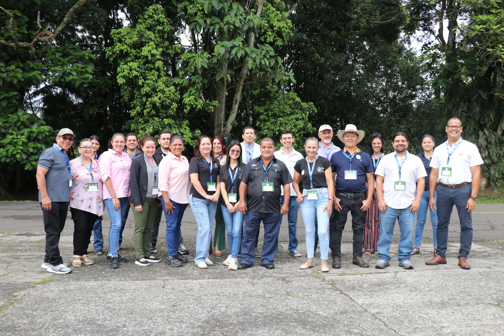 Personas emprendedoras de Adapt-ACTIVA en Agromira 2025