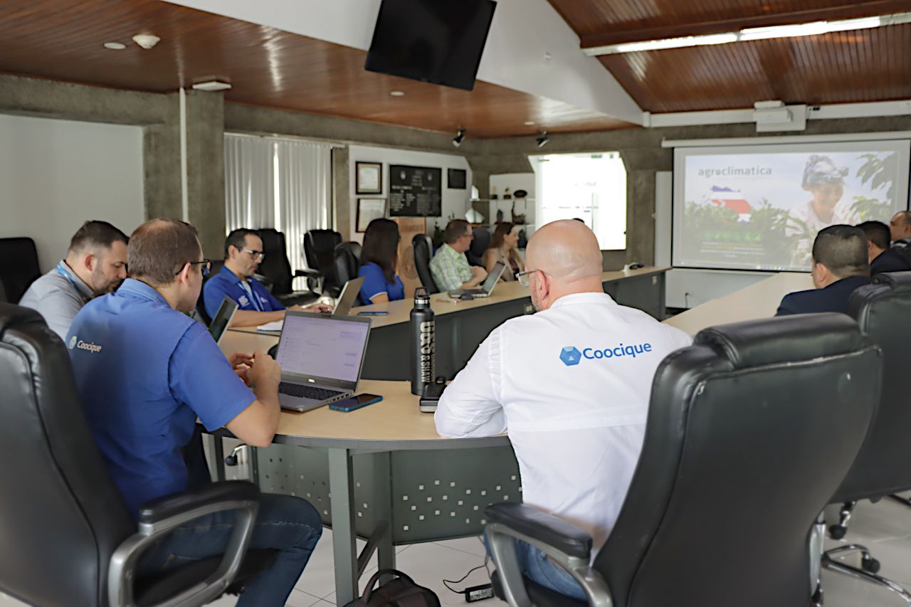 Proyecto piloto sobre gestión de riesgos climáticos y financiamiento con cooperativas en Costa Rica